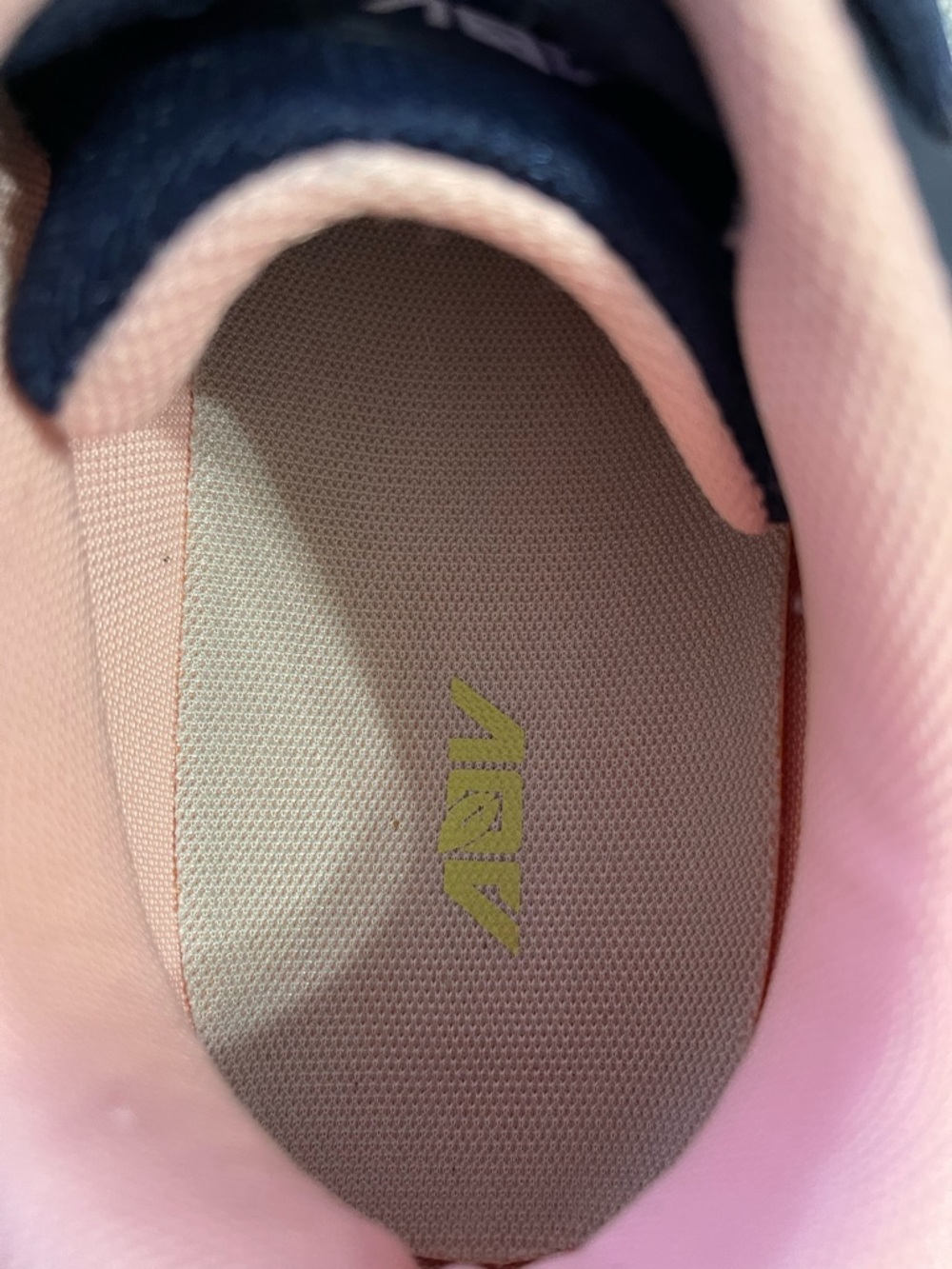 Women’s Broyon Navy/ Pink Lace Up Wide Toebox Sneakers. Size 11 Wide.New! - Picture 8 of 10